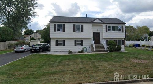 28 Oloughlin Dr, South Plainfield, NJ, 07080-4439 | Card Image