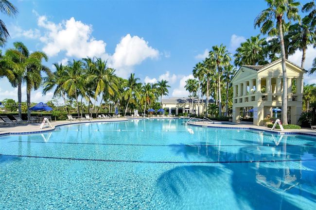 251 Saratoga Blvd E, House other with 4 bedrooms, 3 bathrooms and null parking in Royal Palm Beach FL | Image 64