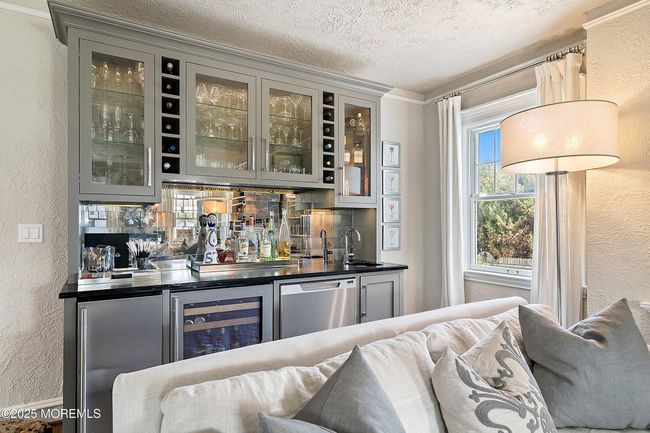 ice machine, wine refrigerator, dishwasher | Image 17