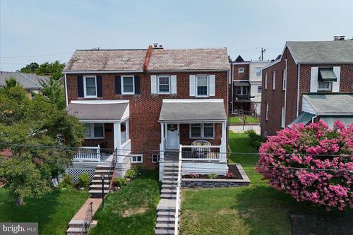 1813 Beech St, WILMINGTON, DE, 19805-3838 | Card Image