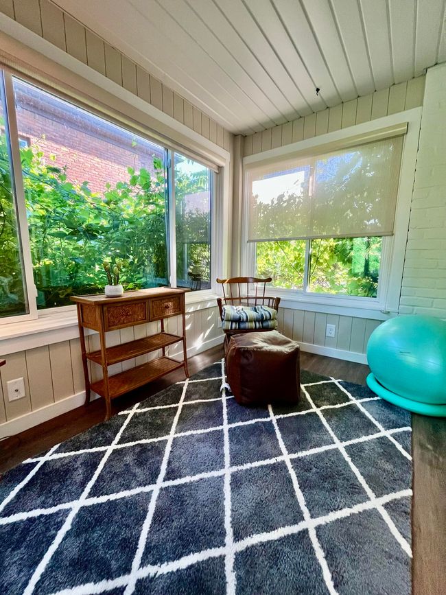 Sunporch leads to deck | Image 22