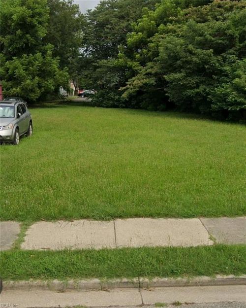 1317 29th St, Newport News, VA, 23607-3703 | Card Image