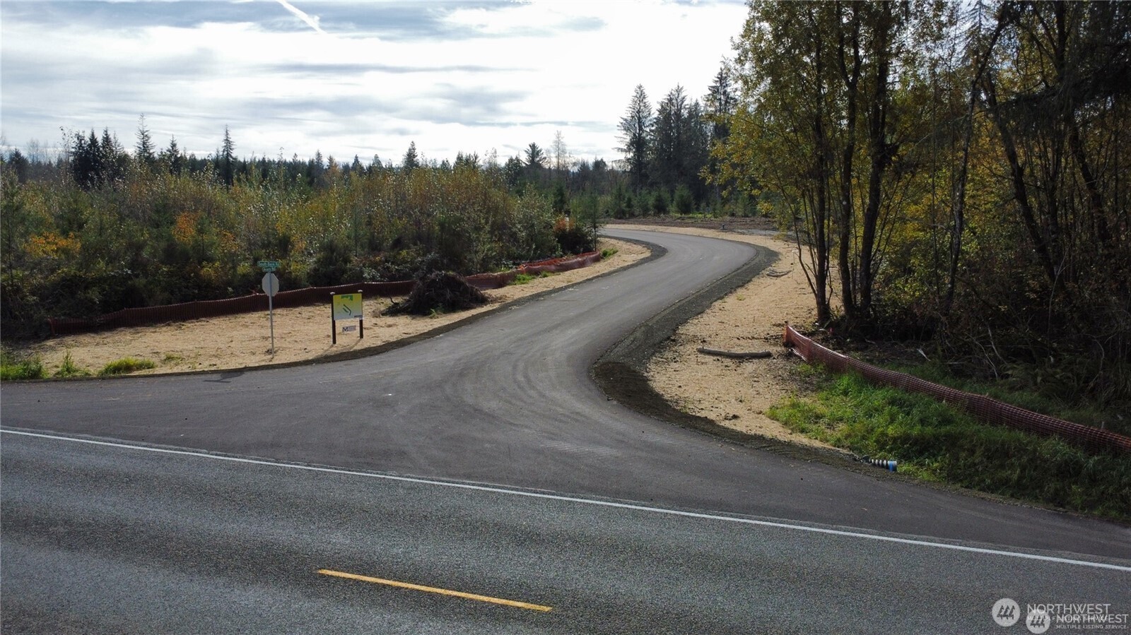 Land in Elma 3