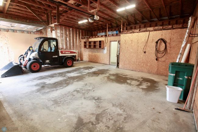 Attached garage | Image 75