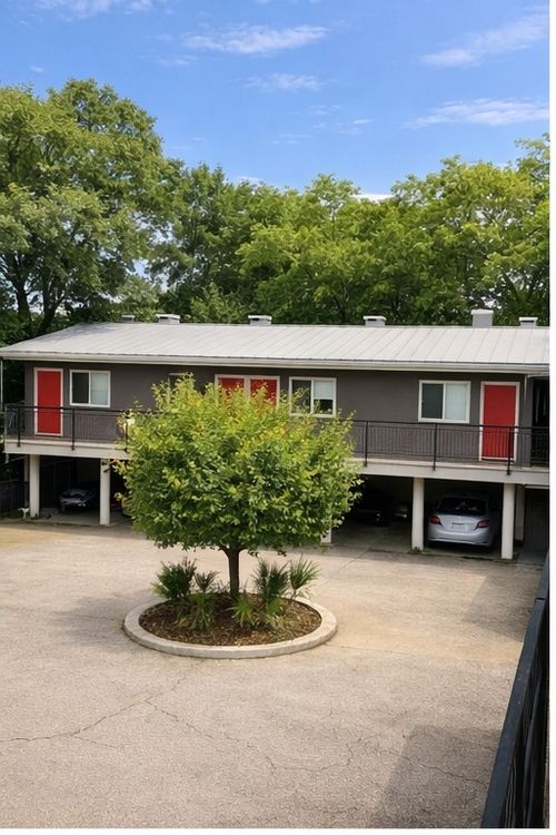 706 Denson Dr, Austin, TX, 78752-4071 | Card Image