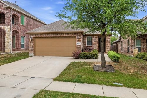 9904 Fox Squirrel Trail, McKinney, TX, 75071 | Card Image
