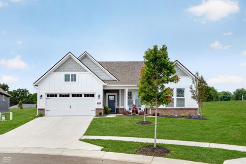 5048 Foxley Park Ln, Avon, IN, 46123-6086 | Card Image