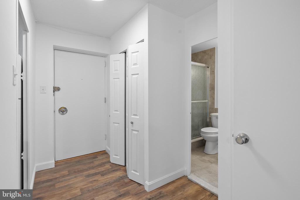 Residential Lease in CHERRY HILL 3