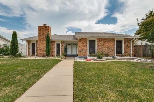 2109 Lewis Trl, Grand Prairie, TX, 75052-1923 | Card Image