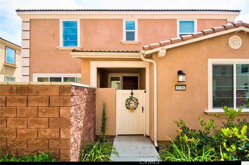 8788 Newview Pl, Chino, CA, 91708-9473 | Card Image