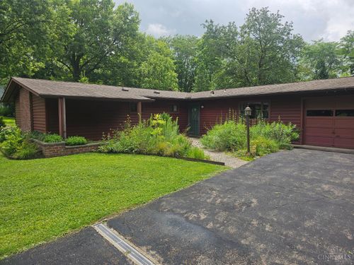 201 Oakhill Dr, Oxford, OH, 45056-2710 | Card Image
