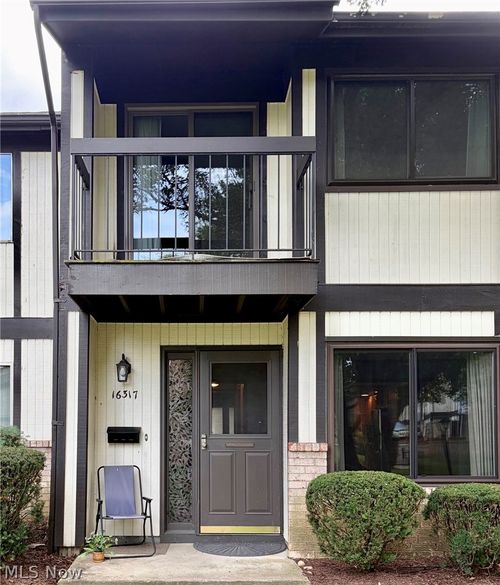 16317 Heather Lane, Middleburg Heights, OH, 44130 | Card Image