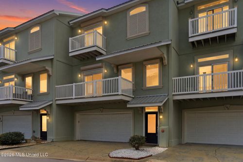 705-705 W Beach Blvd, Long Beach, MS, 39560-5846 | Card Image