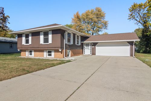 716 E Stewart Dr, Rensselaer, IN, 47978 | Card Image