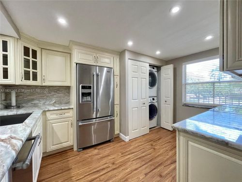 apt-207-7340 Lake Circle Dr, Margate, FL, 33063-4853 | Card Image