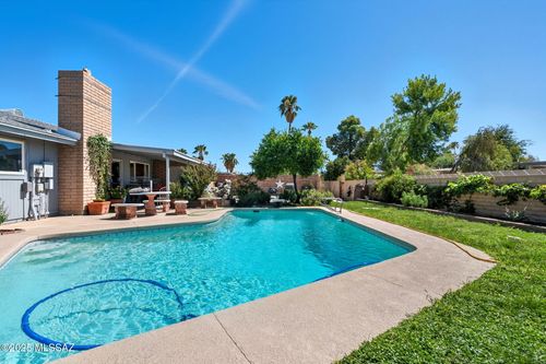 8402 E Pima Street, Tucson, AZ, 85715 | Card Image