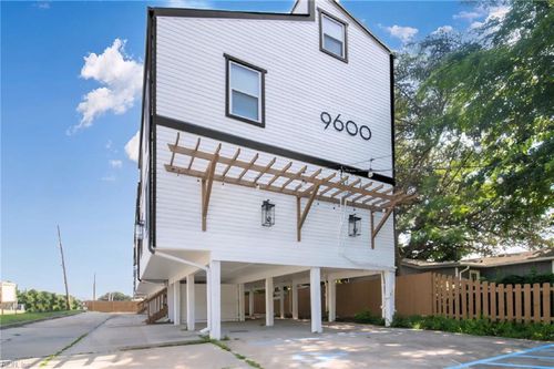 103-9600 2nd Bay St, Norfolk, VA, 23518-1068 | Card Image