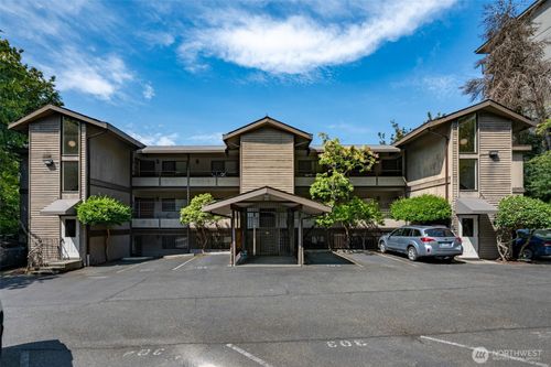 4500 1st Ave Nw, Seattle, WA, 98107-4321 | Card Image