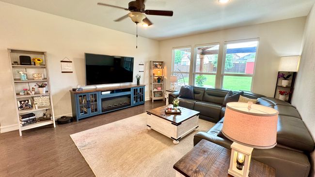 2401 Boatman Dr, House other with 4 bedrooms, 3 bathrooms and null parking in Little Elm TX | Image 5