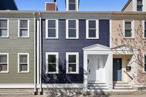 442 Main St, Boston, MA, 02129-1613 | Card Image