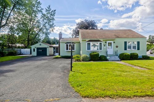 39 Homer St, Feeding Hills, MA, 01030-1927 | Card Image