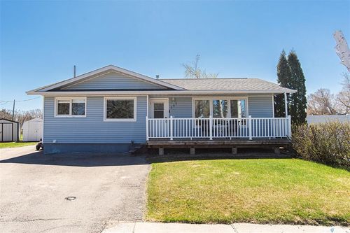207 Brookdale Pl, Wynyard, SK, S0A4T0 | Card Image