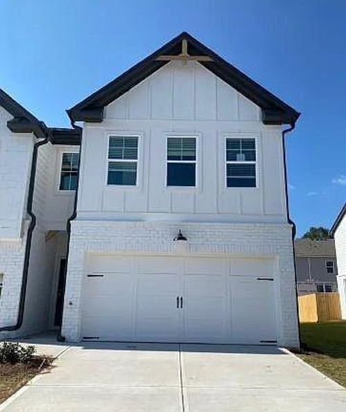107 N Auburn Landing Pl, Auburn, GA, 30011-5213 | Card Image