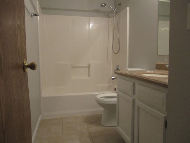 Full bath | Image 10