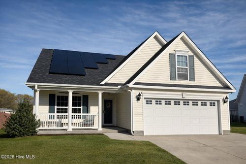 104 Kenmore Ct, New Bern, NC, 28560-8523 | Card Image