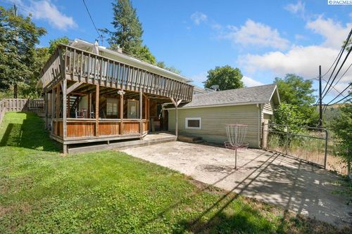 408 S Mill Street, Colfax, WA, 99111 | Card Image