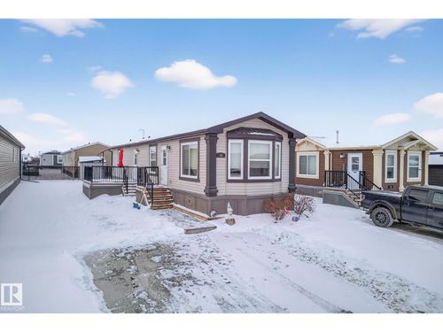 18 Aspen Ave, Morinville, AB, T8R2P7 | Card Image