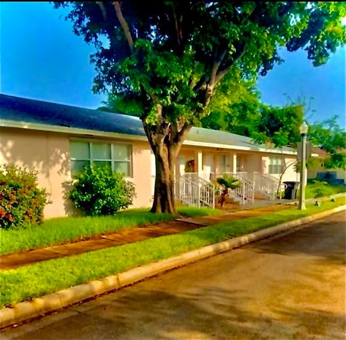 1-701 5th St, West Palm Beach, FL, 33401-4150 | Card Image