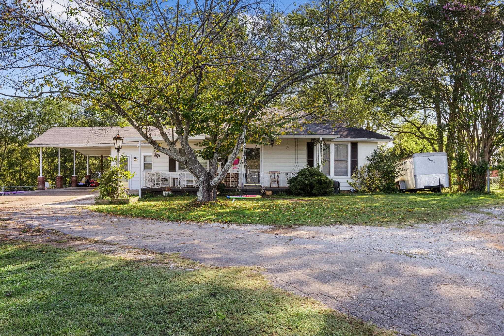 10th Ave, Sheffield, AL 35660