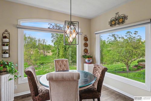 18422 Ontario St, Omaha, NE, 68130-4281 | Card Image