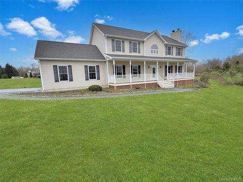 343 North Ave, Pleasant Valley, NY, 12569-7004 | Card Image