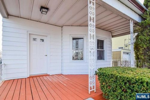 508 Harrison Ave, Lodi, NJ, 07644-1137 | Card Image