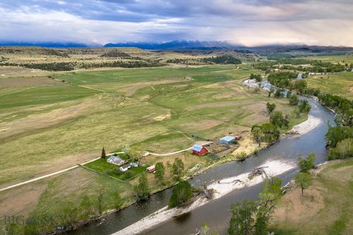 45 Pheasant Ln, Columbus, MT, 59019-7543 | Card Image