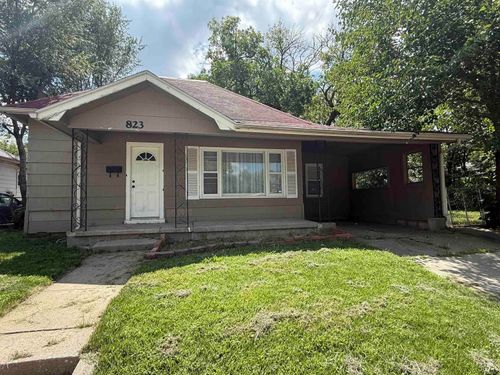 823 W 11th St, Junction City, KS, 66441-2138 | Card Image