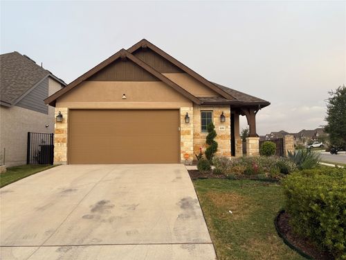 200 Dycus Bnd, Liberty Hill, TX, 78642-2509 | Card Image