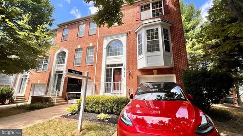 4100 Flower Box Ct, FAIRFAX, VA, 22030-6047 | Card Image