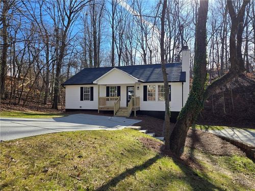 3101 Arrowhead Dr, Gainesville, GA, 30506-1025 | Card Image