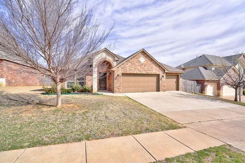 1805 Hobo Street, Yukon, OK, 73099 | Card Image