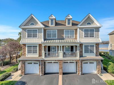 6 Raritan Reach Road, Townhouse with 2 bedrooms, 2 bathrooms and null parking in South Amboy NJ | Image 3