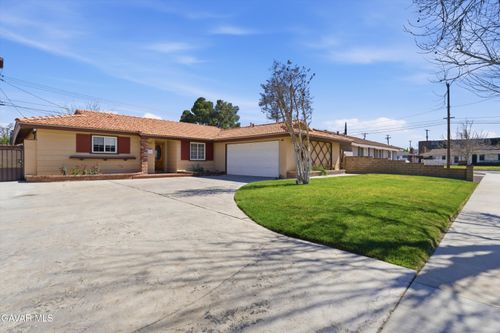 44508 Lostwood Avenue, Lancaster, CA, 93534 | Card Image