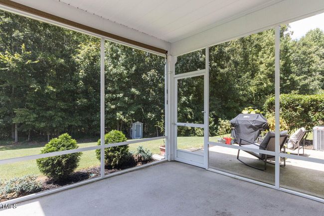 027-1280x960-porch | Image 25