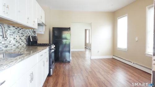 142-136 Sherman St, Bridgeport, CT, 06608-2634 | Card Image