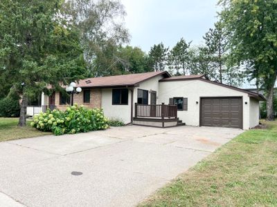 970 Maple Ave E | Image 1