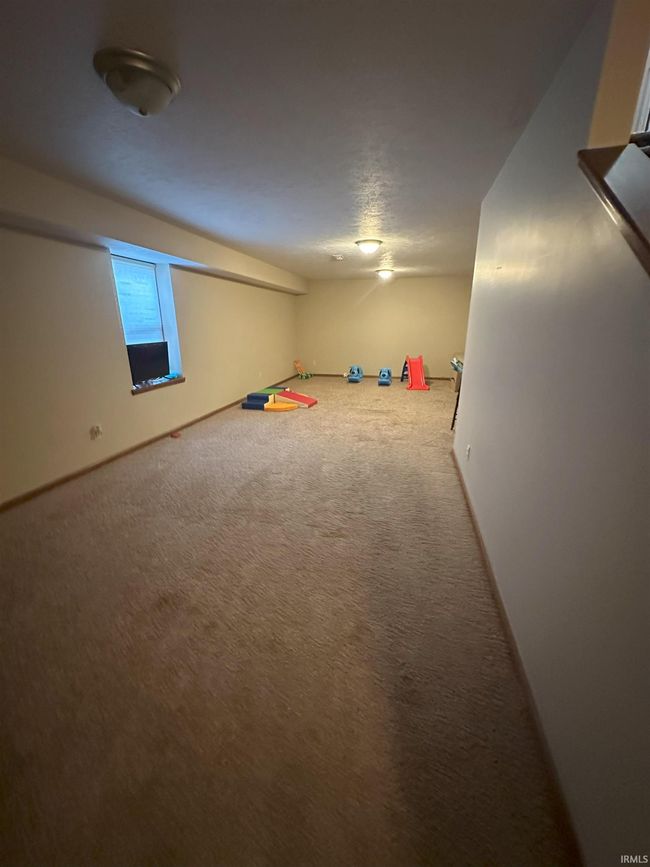 26092 State Line Rd, House other with 3 bedrooms, 2 bathrooms and null parking in Elkhart IN | Image 10