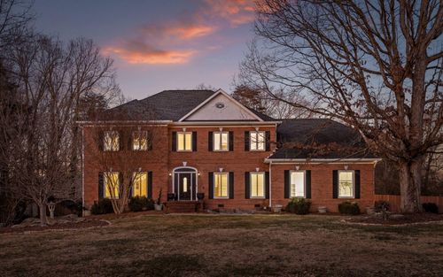 3 Northfield Rd, Signal Mountain, TN, 37377-2068 | Card Image