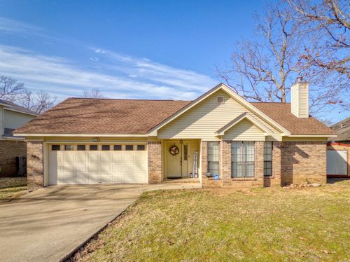 303 White Wing Way, Jacksonville, AR, 72076-4952 | Card Image